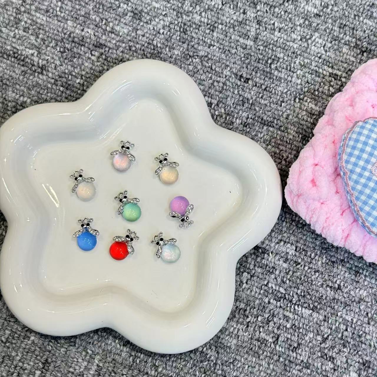 P-08 Ladybug Cat eye Pendant（3pcs/bag(by duck