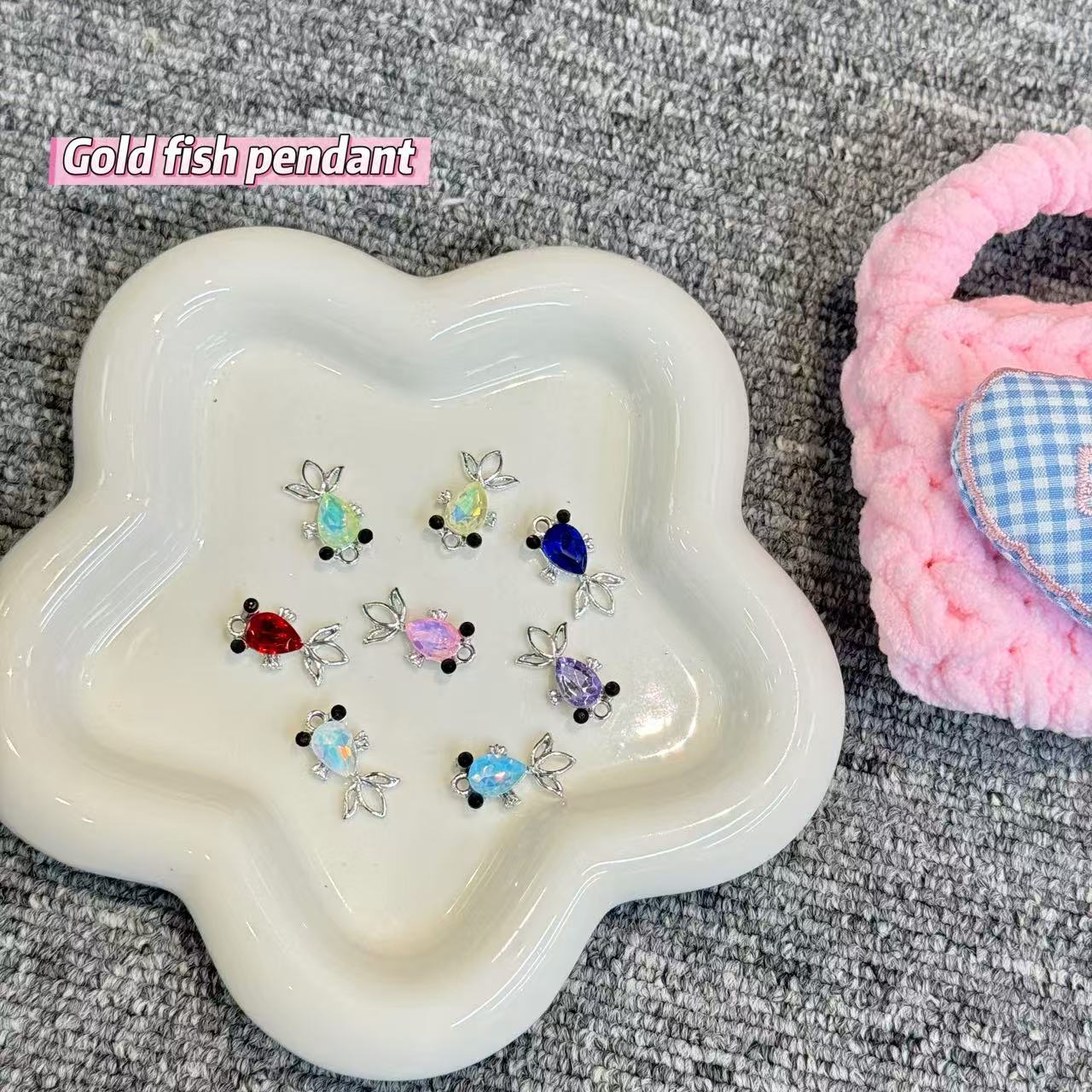 P-02 Goldfish  Pendant（3pcs/bag(by duck