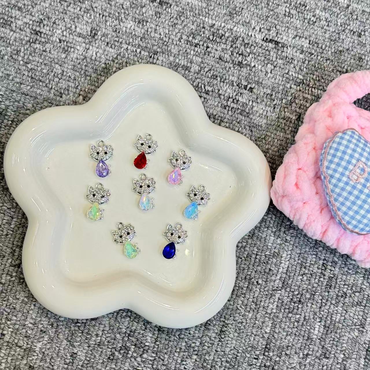 P-16 Cute Cat  Pendant（3pcs/bag(by duck